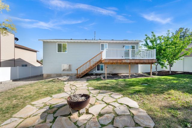5568 W GOLDEN GATE CIR, West Jordan, UT 84081