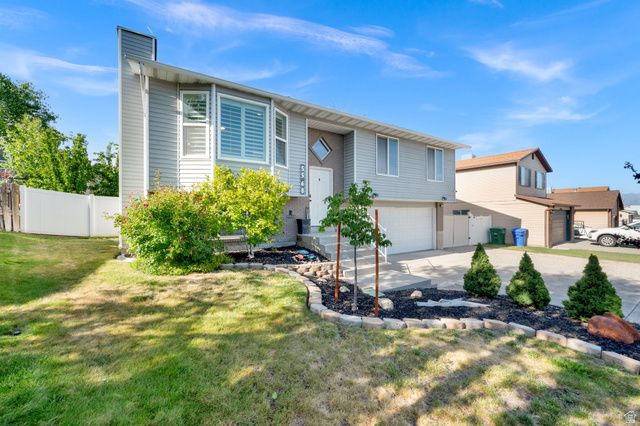 5568 W GOLDEN GATE CIR, West Jordan, UT 84081
