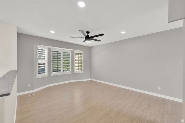 5568 W GOLDEN GATE CIR, West Jordan, UT 84081