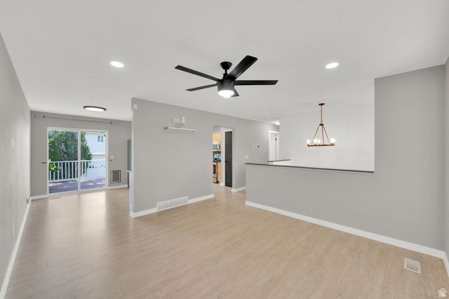 5568 W GOLDEN GATE CIR, West Jordan, UT 84081