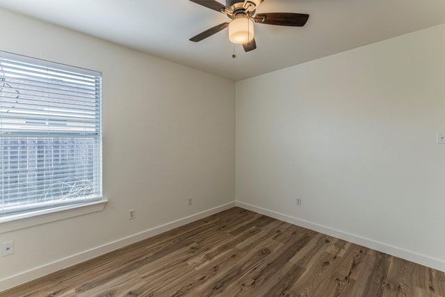 203 Wegstrom ST, Hutto, TX 78634