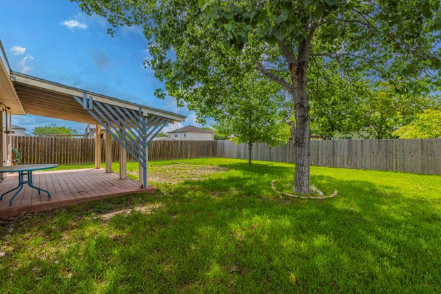 203 Wegstrom ST, Hutto, TX 78634