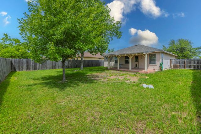 203 Wegstrom ST, Hutto, TX 78634