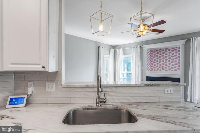 2408 RUFFIN DR, Fredericksburg, VA 22408