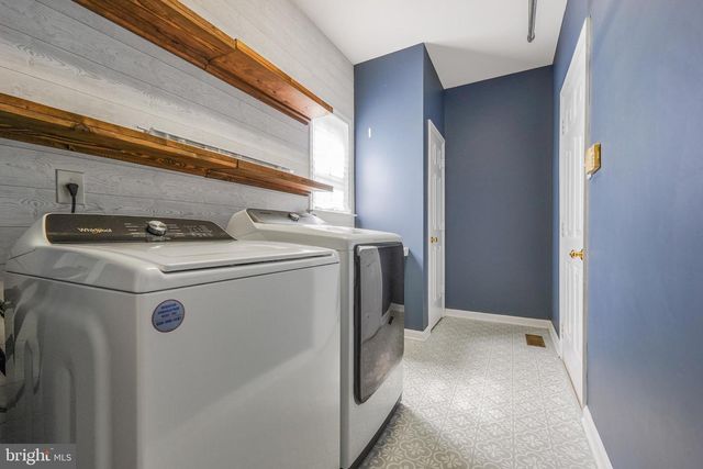 2408 RUFFIN DR, Fredericksburg, VA 22408