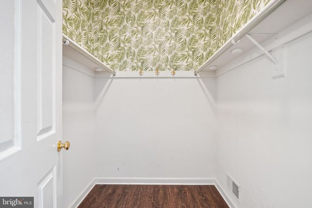 2408 RUFFIN DR, Fredericksburg, VA 22408