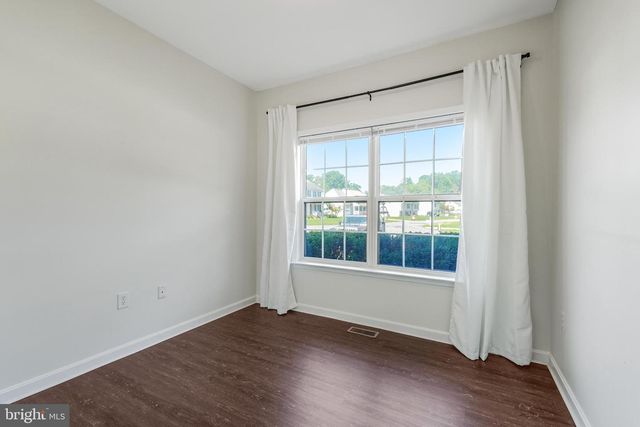 2408 RUFFIN DR, Fredericksburg, VA 22408