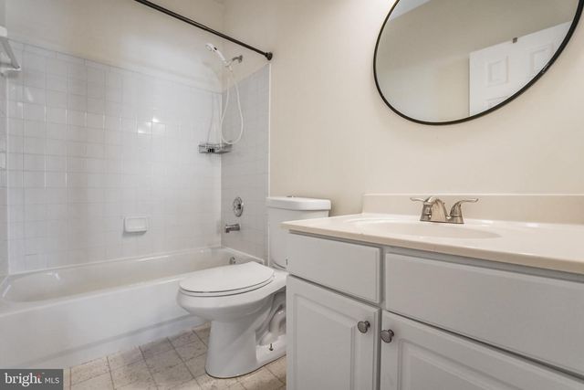 2408 RUFFIN DR, Fredericksburg, VA 22408