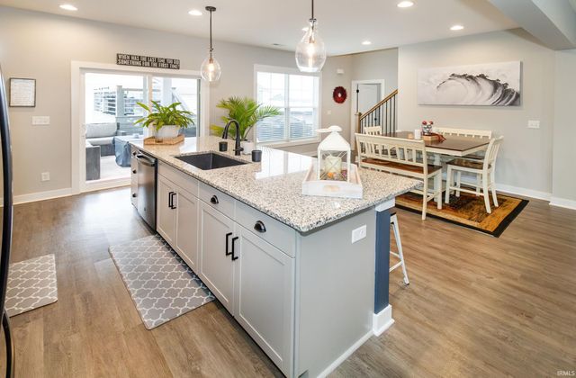 5680 Brompton Drive, Newburgh, IN 47630