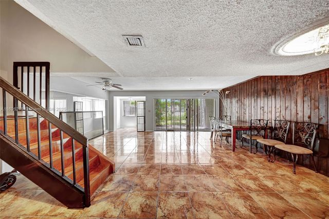 1809 NW 58th Ave 18, Lauderhill, FL 33313