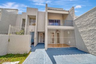 1809 NW 58th Ave 18, Lauderhill, FL 33313