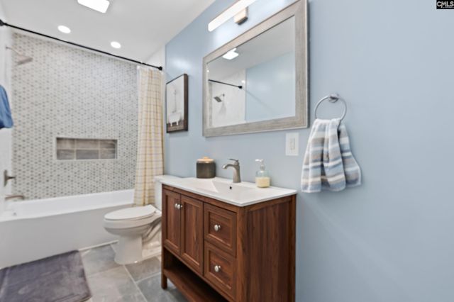 1677 Green Hill Road, Lugoff, SC 29078