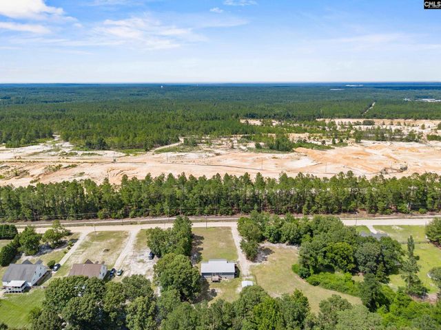 1677 Green Hill Road, Lugoff, SC 29078