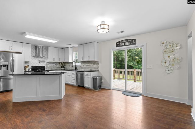 1677 Green Hill Road, Lugoff, SC 29078