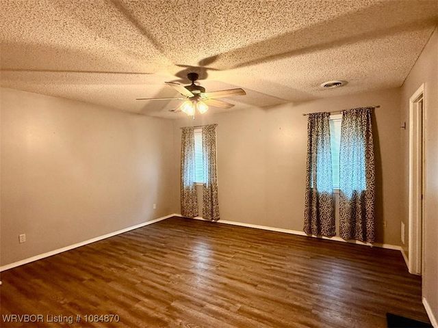 102 Richardson Avenue, Sallisaw, OK 74955