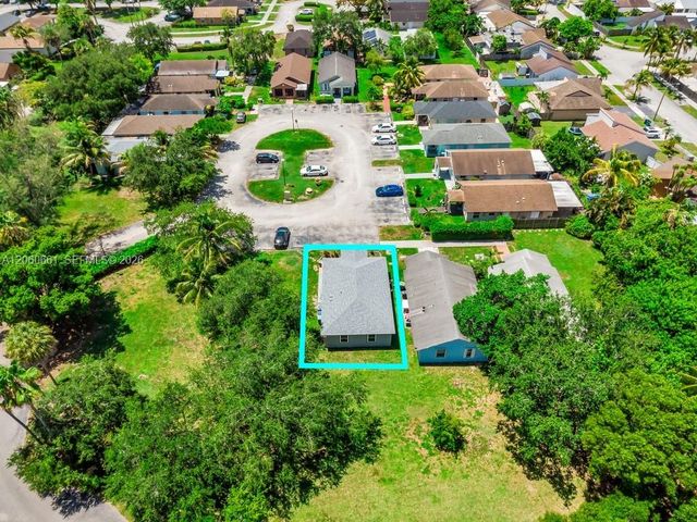 12231 SW 202nd St, Miami, FL 33177