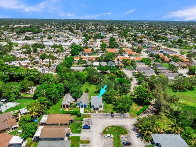12231 SW 202nd St, Miami, FL 33177