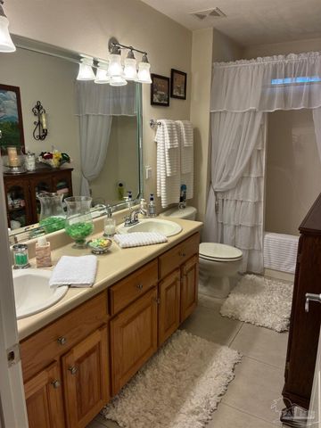 4085 Luther Fowler Rd, Pace, FL 32571
