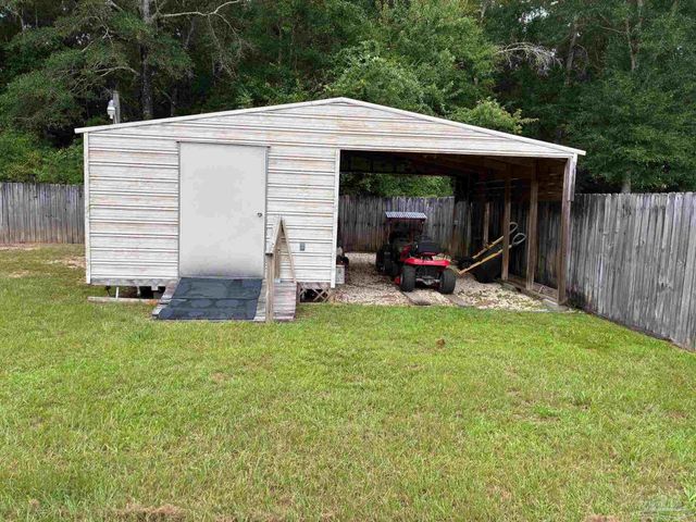 4085 Luther Fowler Rd, Pace, FL 32571