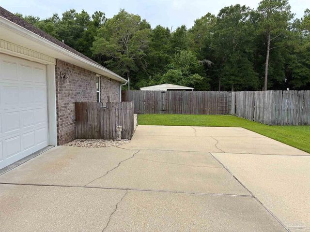 4085 Luther Fowler Rd, Pace, FL 32571