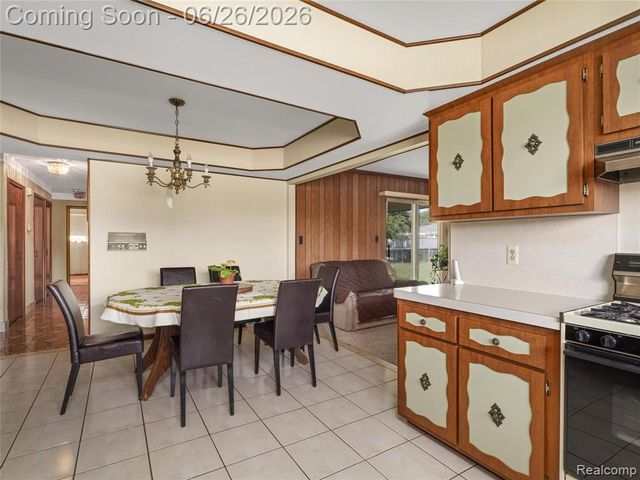 28506 Steele Drive, Warren, MI 48088