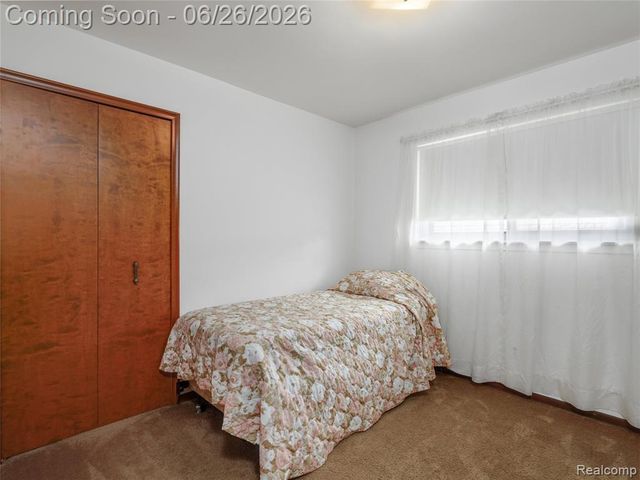 28506 Steele Drive, Warren, MI 48088