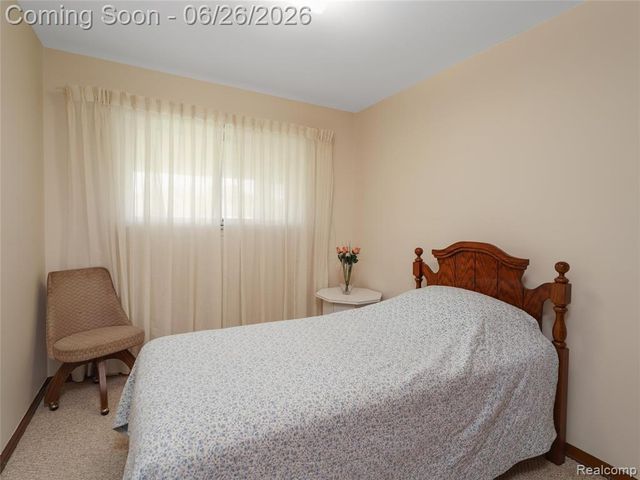 28506 Steele Drive, Warren, MI 48088