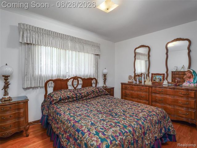 28506 Steele Drive, Warren, MI 48088