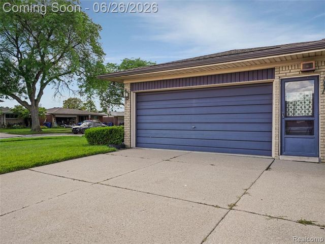 28506 Steele Drive, Warren, MI 48088