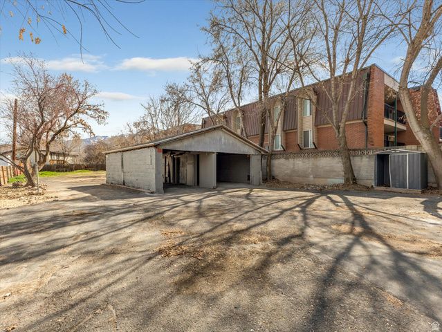 3821 S 300 E, South Salt Lake, UT 84115