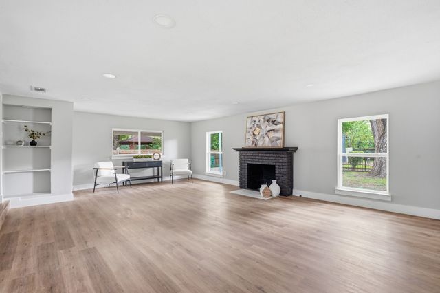 7125 Richland Road, Richland Hills, TX 76118