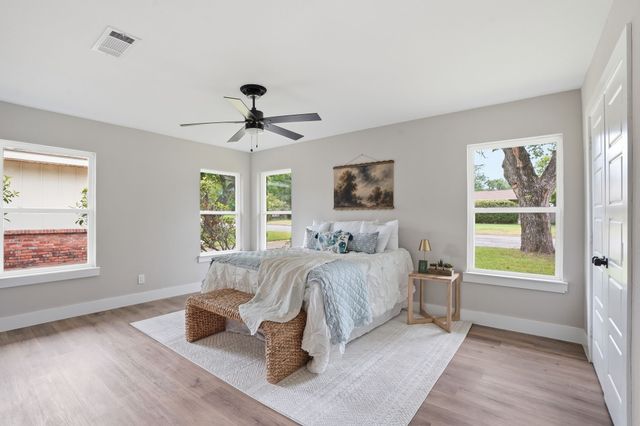 7125 Richland Road, Richland Hills, TX 76118