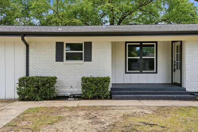 7125 Richland Road, Richland Hills, TX 76118
