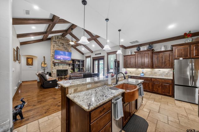 555 County Road 2307, Mineola, TX 75773