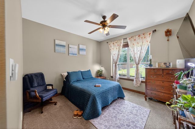 555 County Road 2307, Mineola, TX 75773