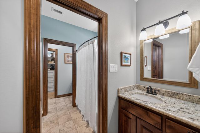 555 County Road 2307, Mineola, TX 75773