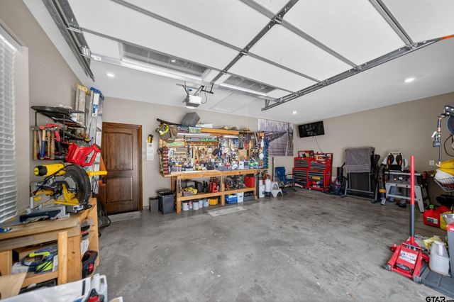 555 County Road 2307, Mineola, TX 75773