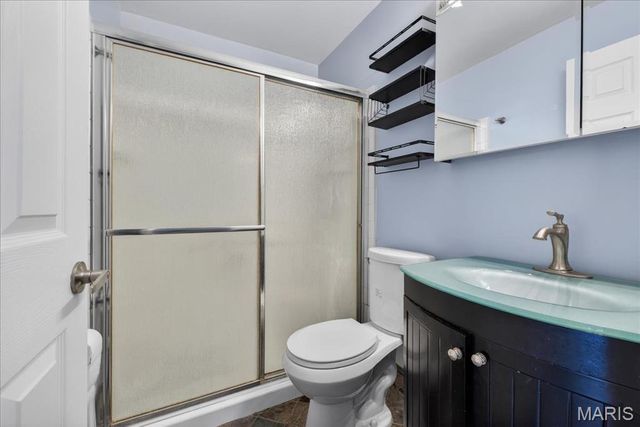 408 Saint Lawrence Drive, Ballwin, MO 63021