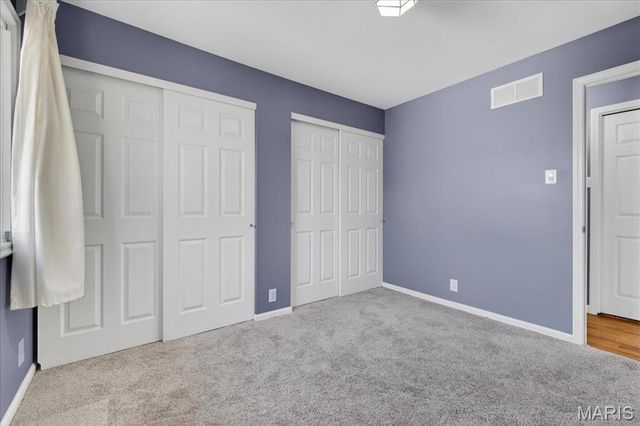 408 Saint Lawrence Drive, Ballwin, MO 63021