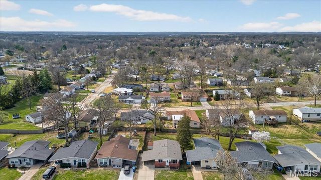 408 Saint Lawrence Drive, Ballwin, MO 63021