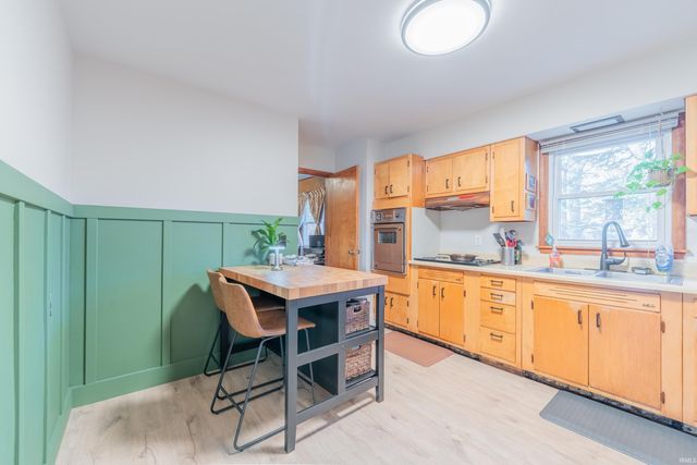 1612 S Clifton Avenue, Bloomington, IN 47401