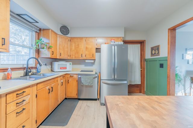 1612 S Clifton Avenue, Bloomington, IN 47401