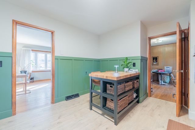 1612 S Clifton Avenue, Bloomington, IN 47401