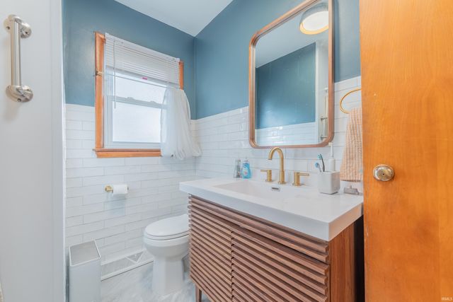 1612 S Clifton Avenue, Bloomington, IN 47401