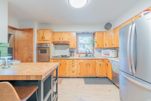 1612 S Clifton Avenue, Bloomington, IN 47401