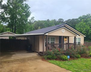 4517 5th, Northport, AL 35476