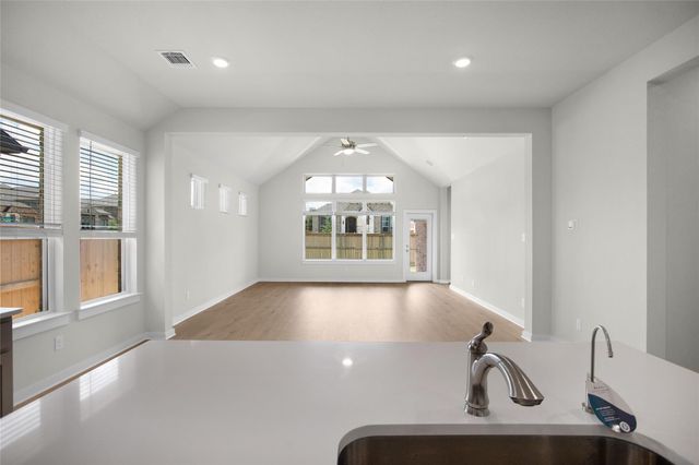1108 Stonehill DR, Georgetown, TX 78633