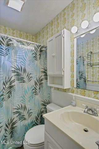 115 Auburn Drive, Clinton, MS 39056