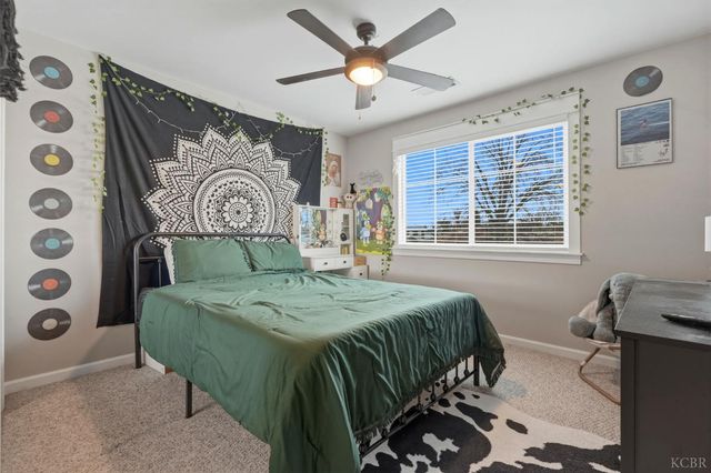 1145 Campus Drive, Hanford, CA 93230