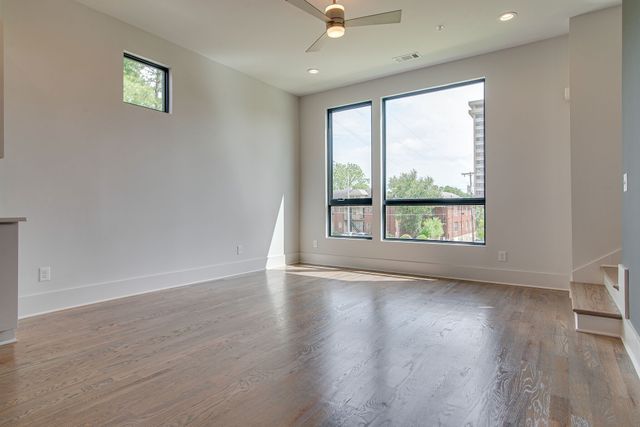 1654 19th Ave S Unit 15, Nashville, TN 37212